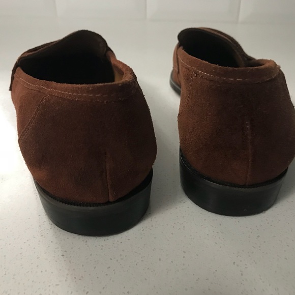 etienne aigner flats